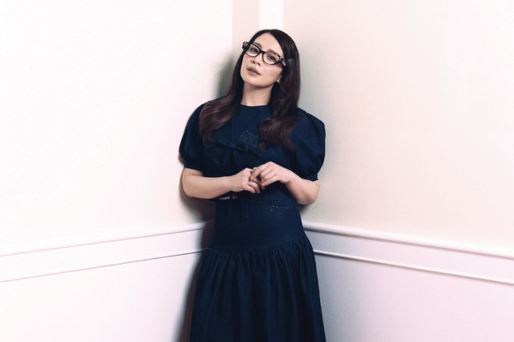 GENTLEWOMAN x Nagita Slavina Rilis Kolaborasi 'Shoreline Stillness'