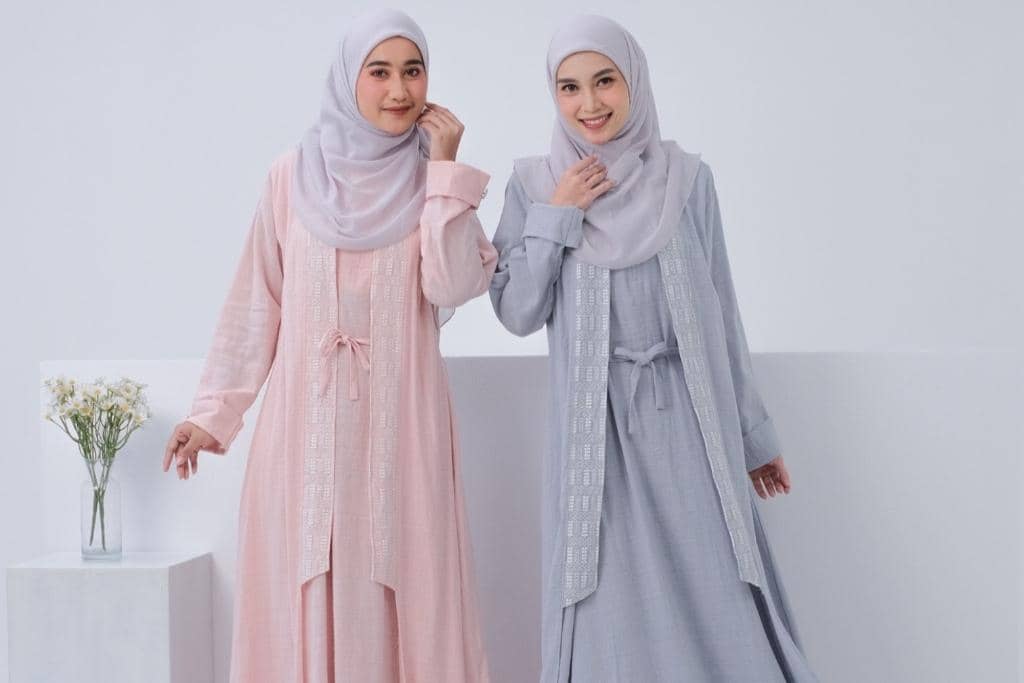 7 Rekomendasi Gamis Abaya Remaja yang Elegan untuk Lebaran