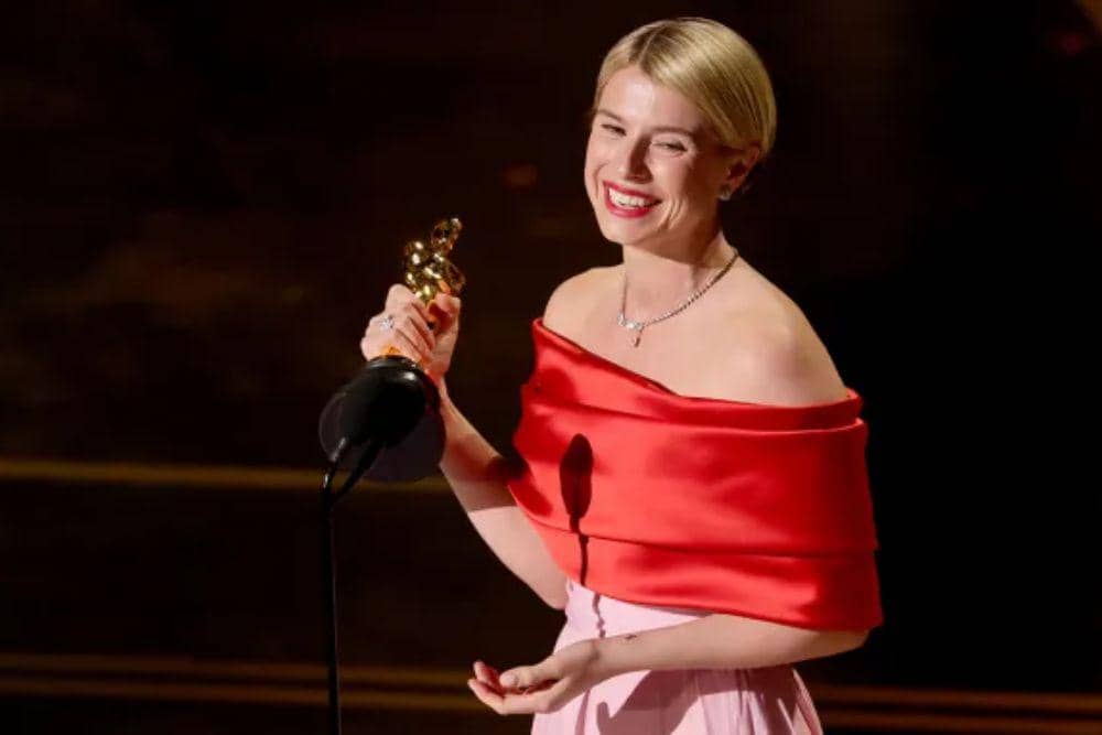 Profil Jessie Buckley, Pemenang Best Actress Piala Oscar 2026
