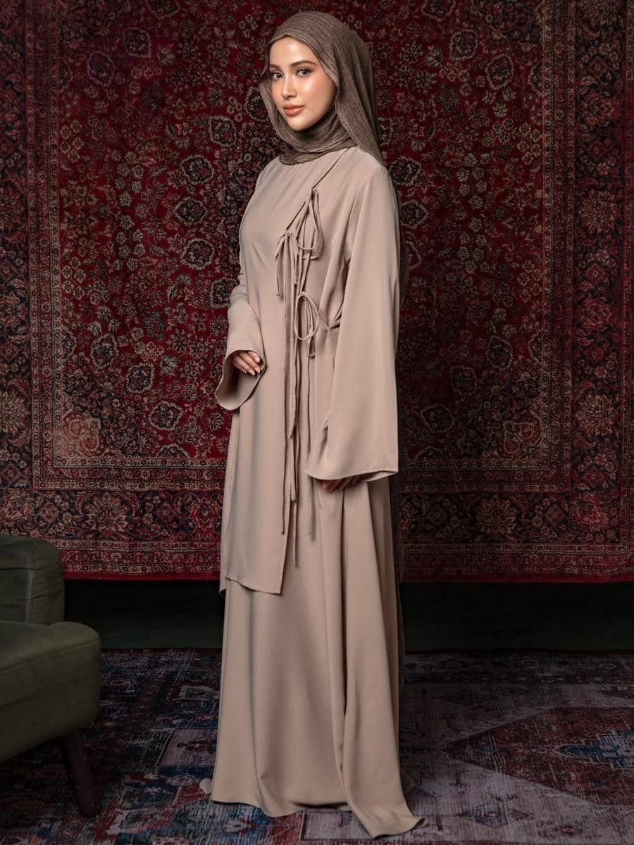 outfit Lebaran 2026 dengan pashmina viscose