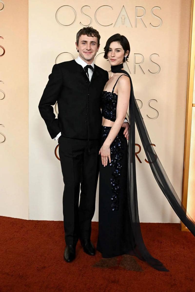 Gracie Abrams dan Paul Mescal