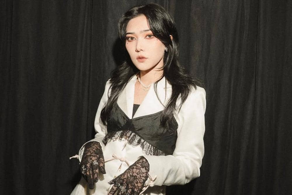 7 Fakta Keluarga Isyana Sarasvati, Berasal dari Keluarga Akademisi