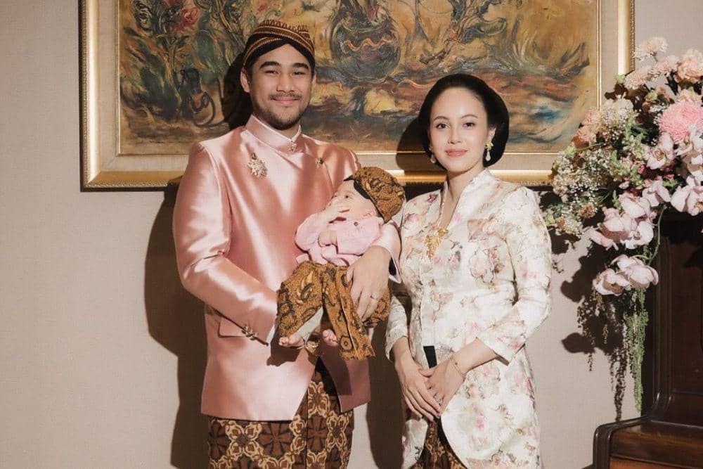Anggika Bölsterli dan Omar Armandiego