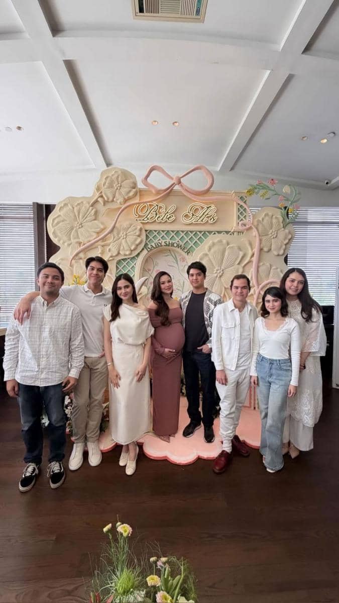 Alyssa Daguise dan keluarga