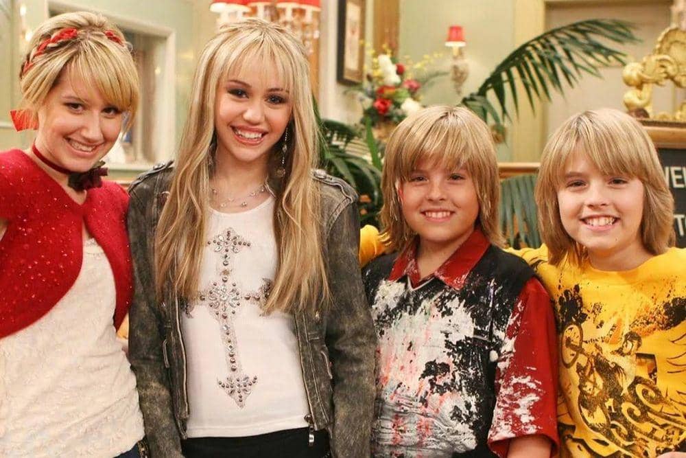 Miley Cyrus dan Dylan Sprouse