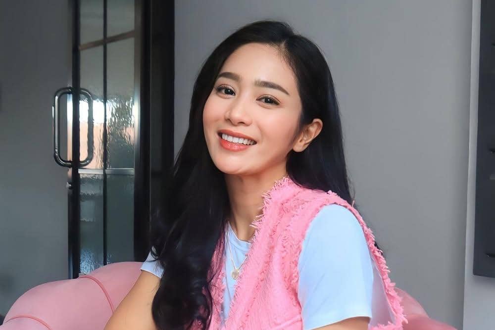 5 Fakta Keluarga Bunga Zainal, Konflik Soal Uang Jadi Sorotan!