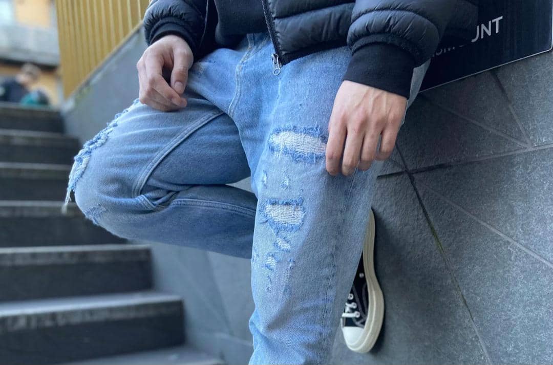 ilustrasi celana jeans