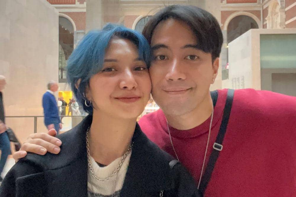 Kembali aktif di media sosial setelah beberapa minggu hiatus