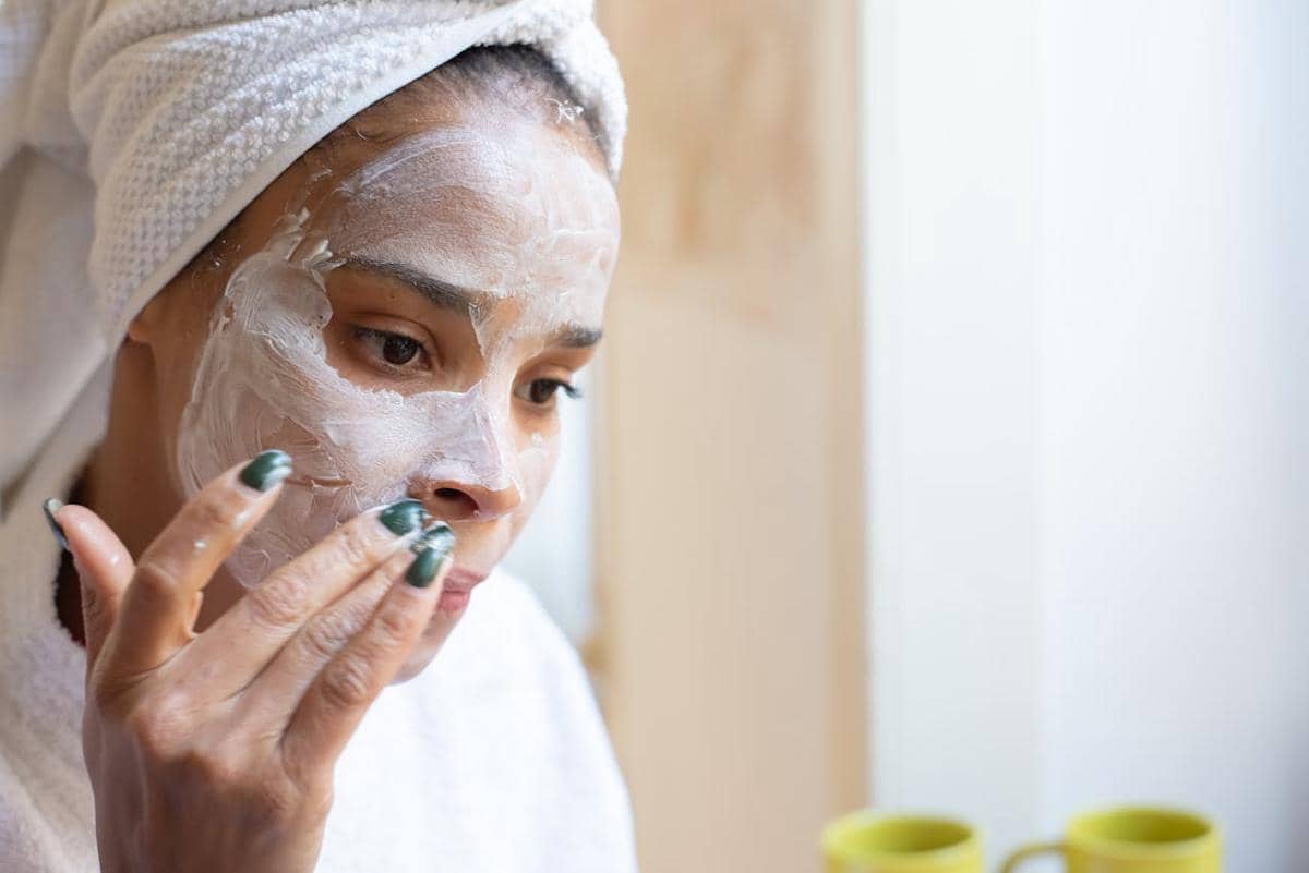 4 Masker Alami untuk Kulit Berminyak dari Bahan Dapur