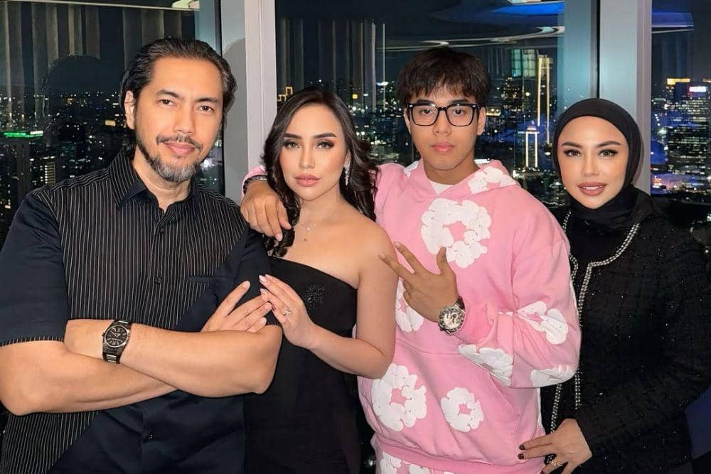 Salmafina Sunan dan keluarga