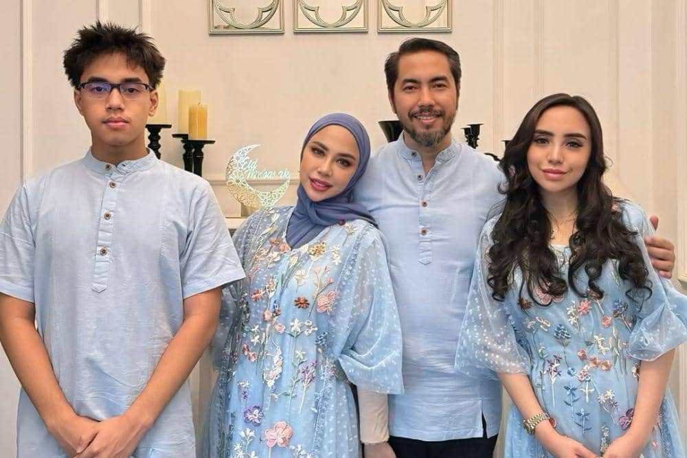 Salmafina Sunan dan keluarga