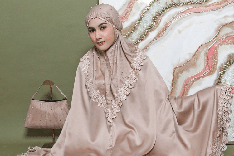 Yuk, Intip 5 Tren Model Mukena Terbaru 2026 yang Lagi Hits Ini!