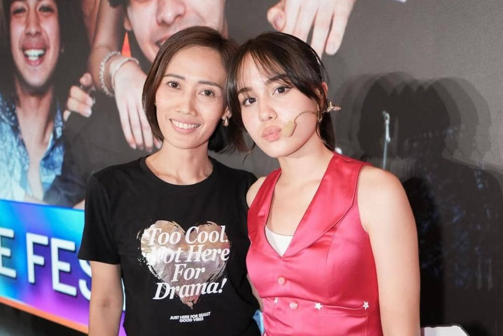 Thank you teman-teman semuanya yg udah support Love Fest 3 dan yg sudah jauh-jauh datang 🌹. Tha.jpg