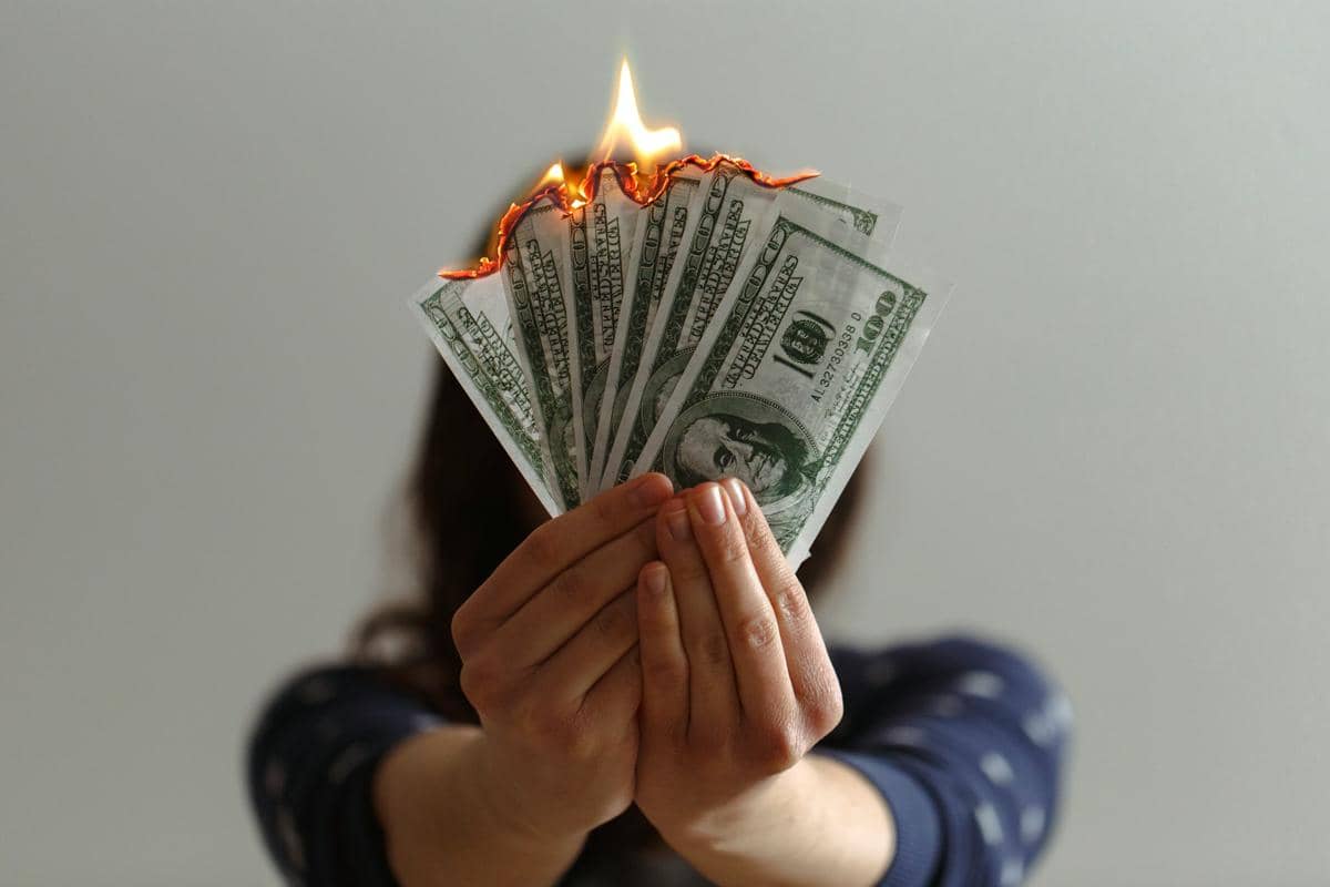Alasan Kamu Belum Tentu Merdeka Finansial