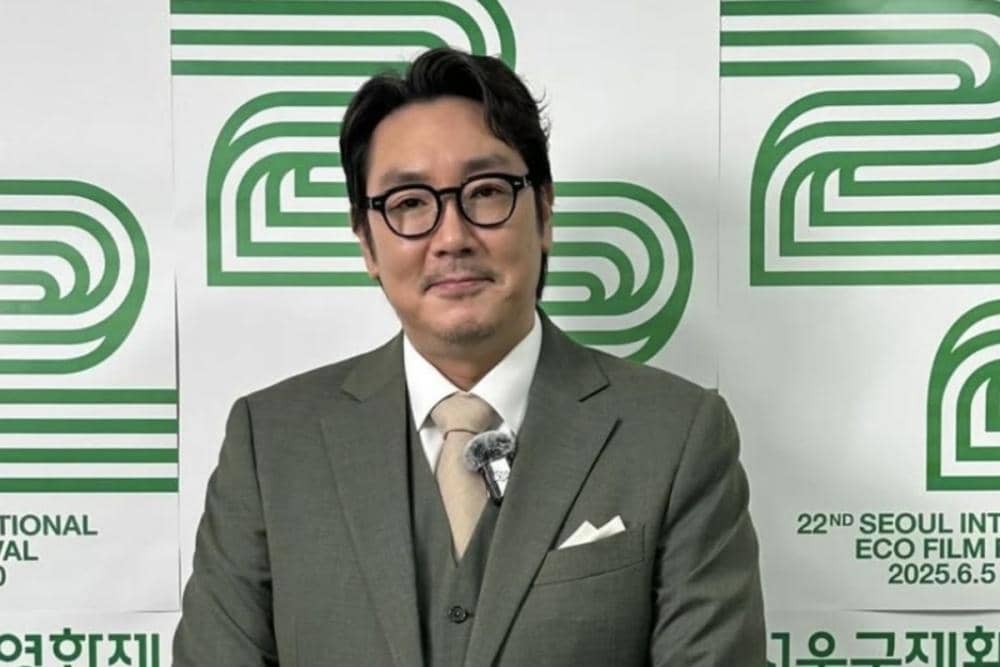 Cho Jin Woong 2.jpeg