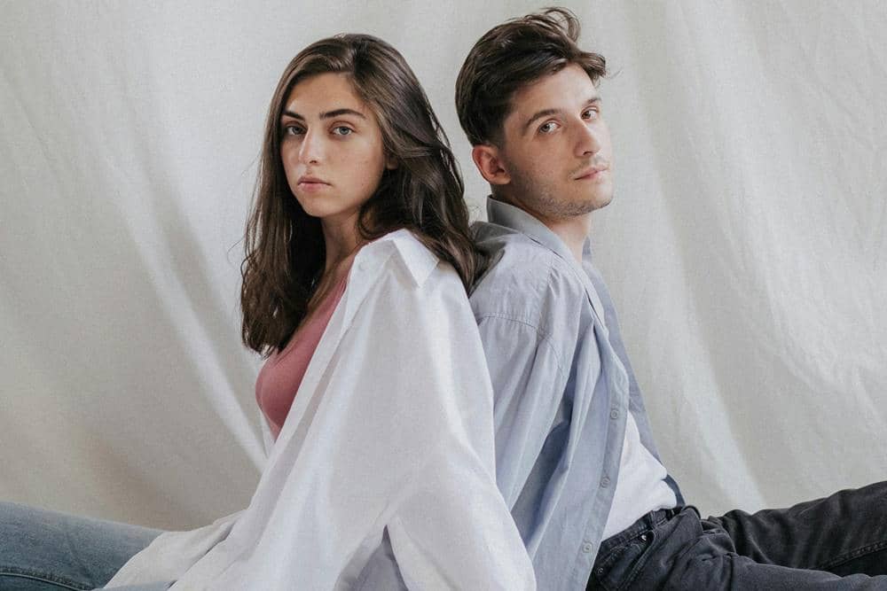 7 Alasan Capricorn dan Sagitarius Tidak Cocok, Bertolak Belakang!