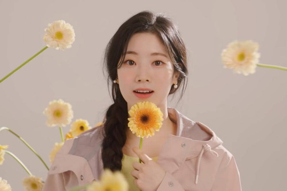 5 Fakta Asmara Dahyun 'TWICE', Suka Lelaki Seperti Ayahnya!