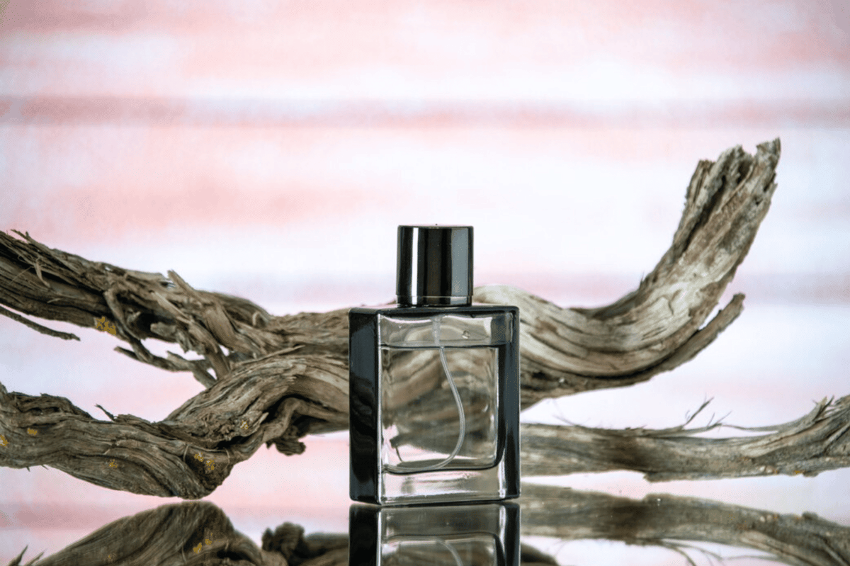 ilustrasi parfum pria