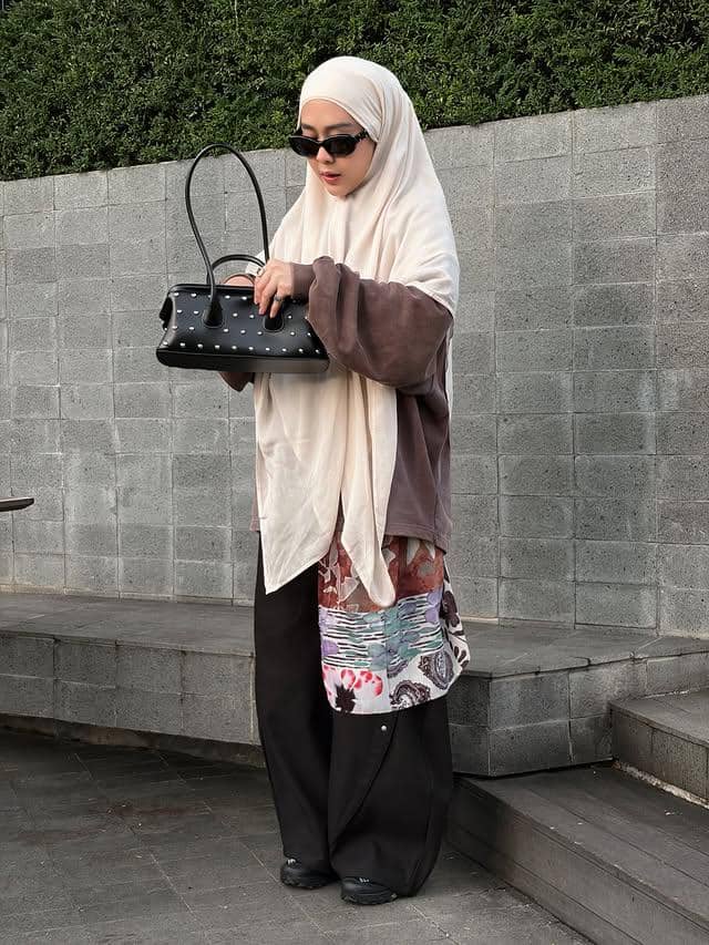 strngrrr hijab syari