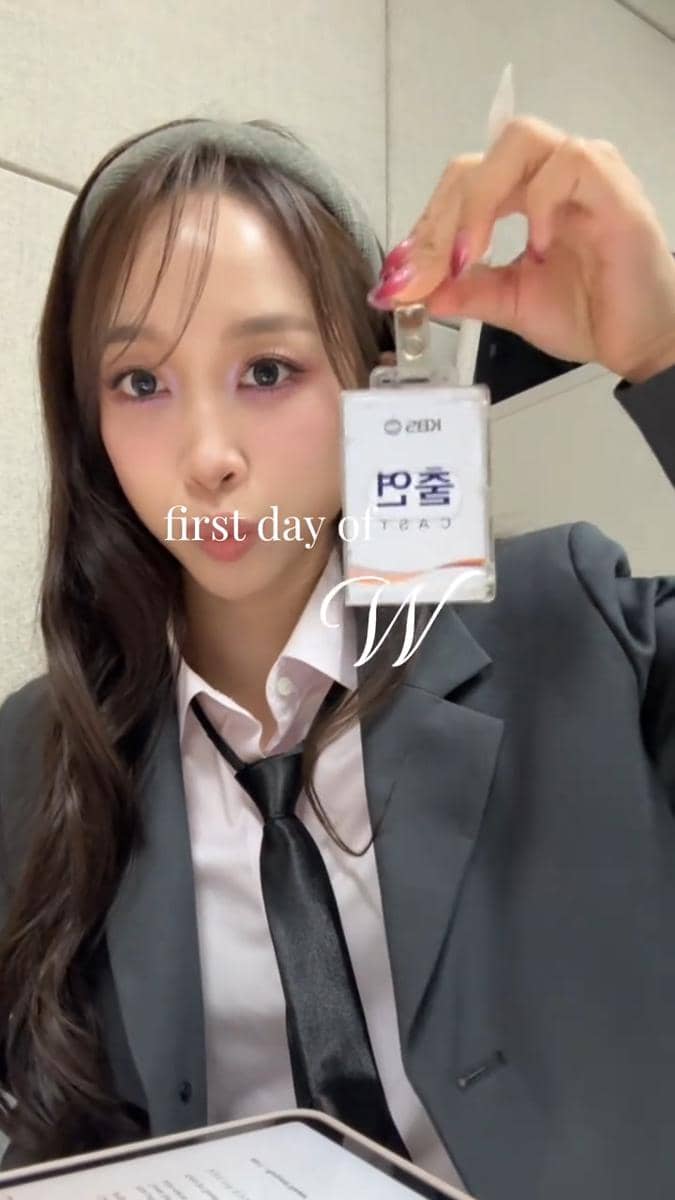 Dita Karang spill kartu akses untuk cast di KBS World