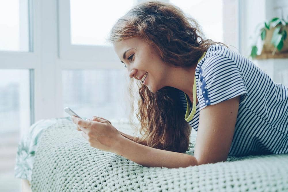 Cara Memulai Percakapan di Aplikasi Kencan