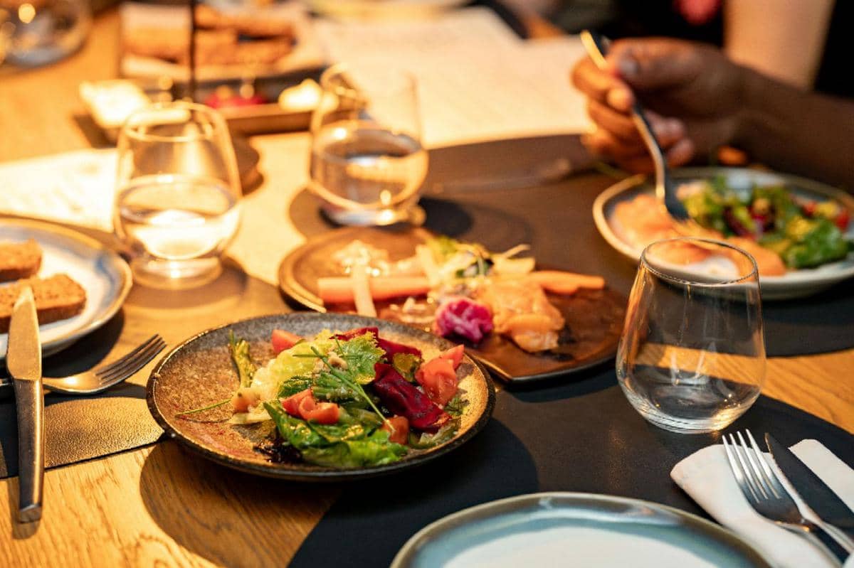 table manner selesai makan