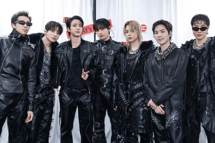 Penampilan BTS Membuka World Tour 'ARIRANG' di Goyang Stadium