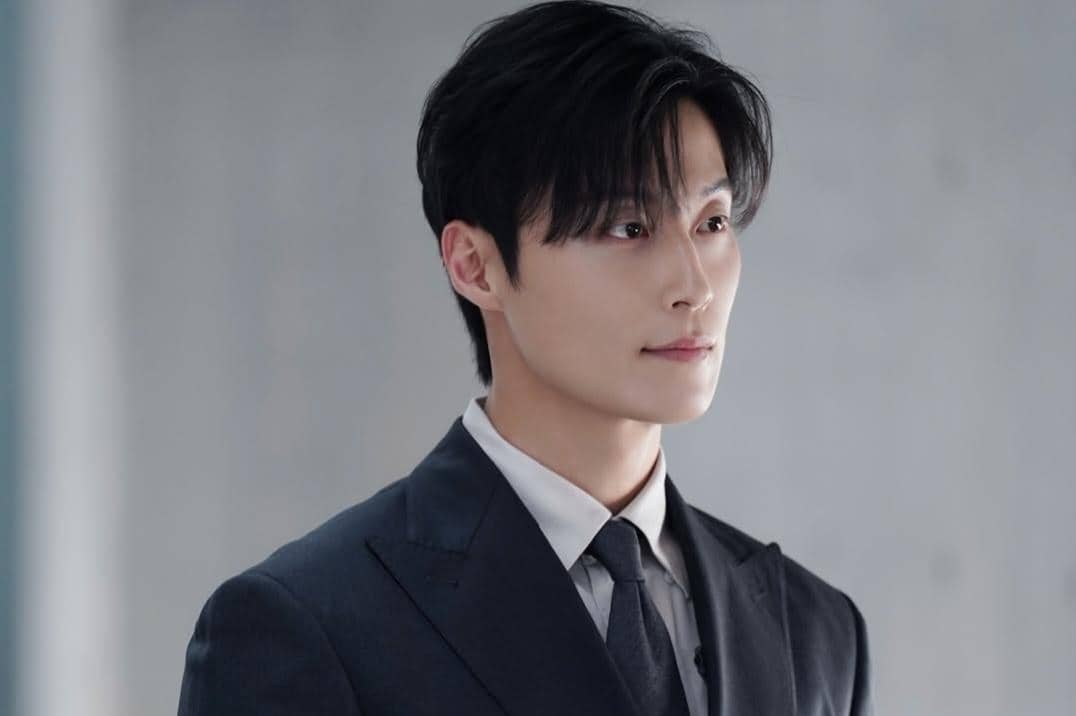 Heo Nam Jun di drama Perfect Crown 