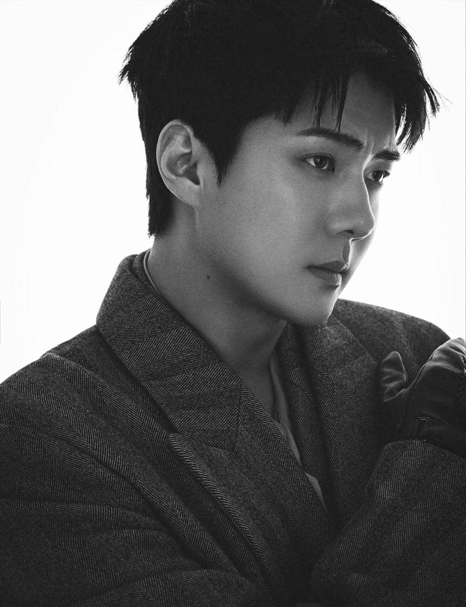 Sehun 1.jpg