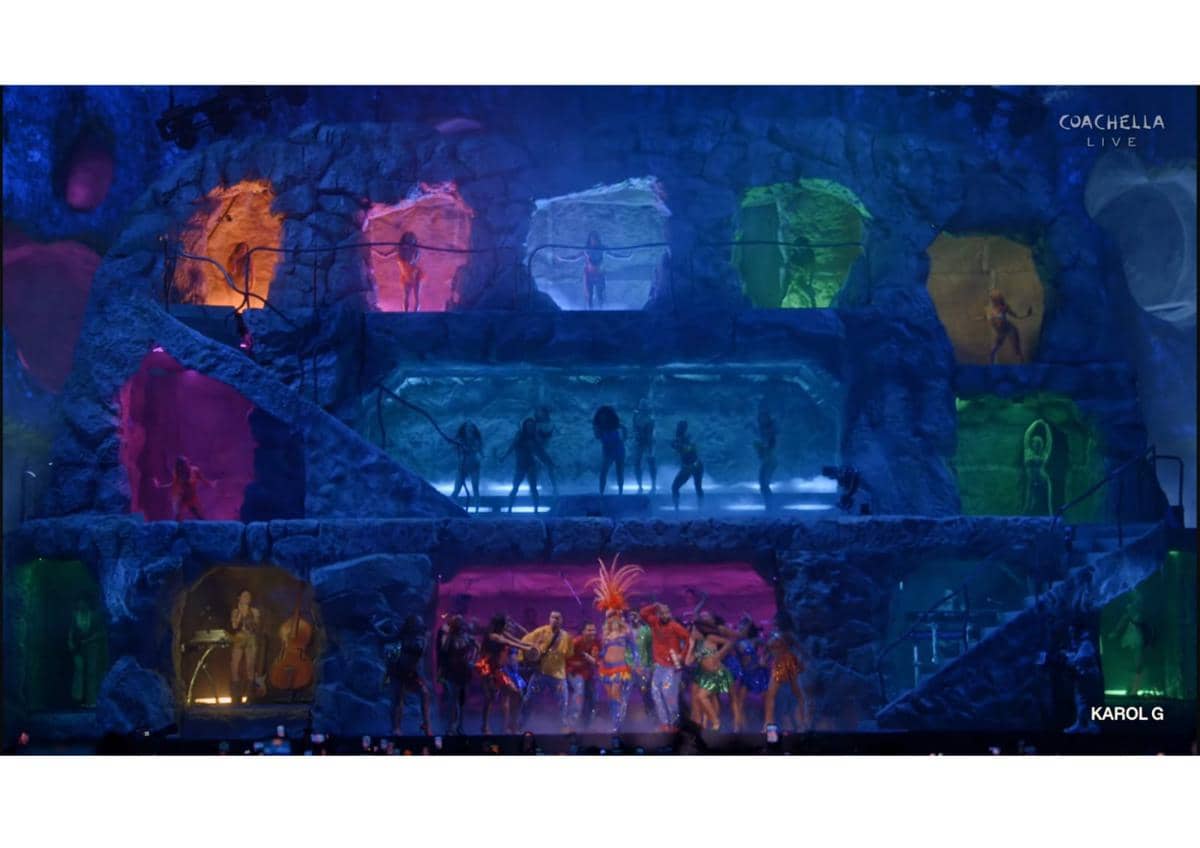 penampilan Karol G di coachella 2026