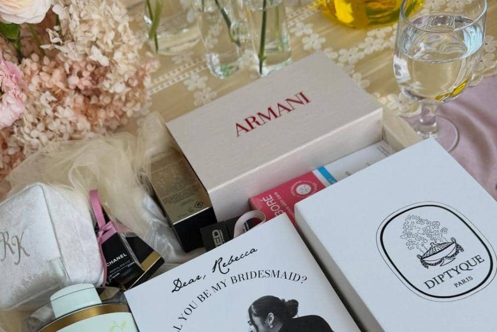 Souvenir Bridesmaids Syifa Hadju beruba Skincare untuk tampil fresh