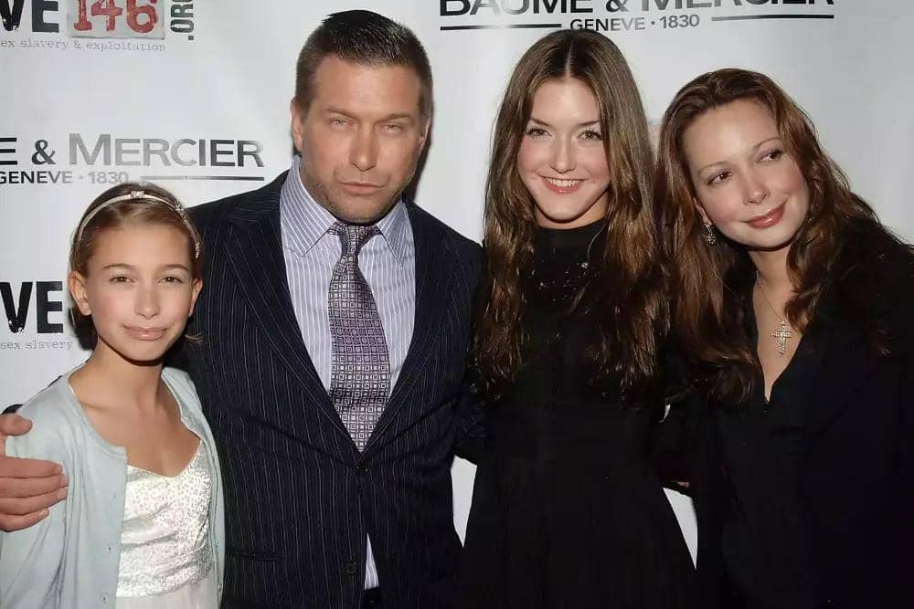 Hailey Baldwin dan Keluarga