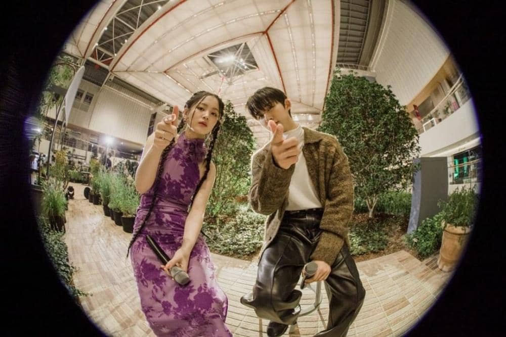 B.I dan Lee Hi