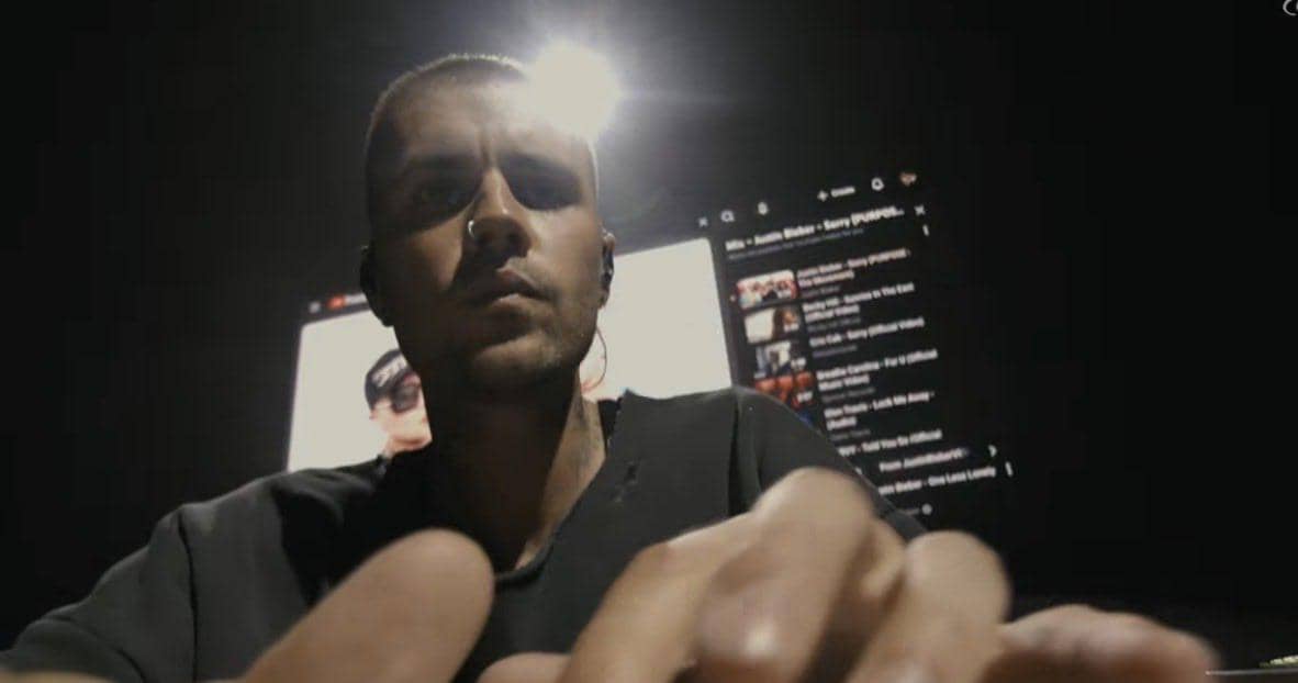 Mengapa Justin Bieber Tampil di Coachella Menggunakan YouTube?