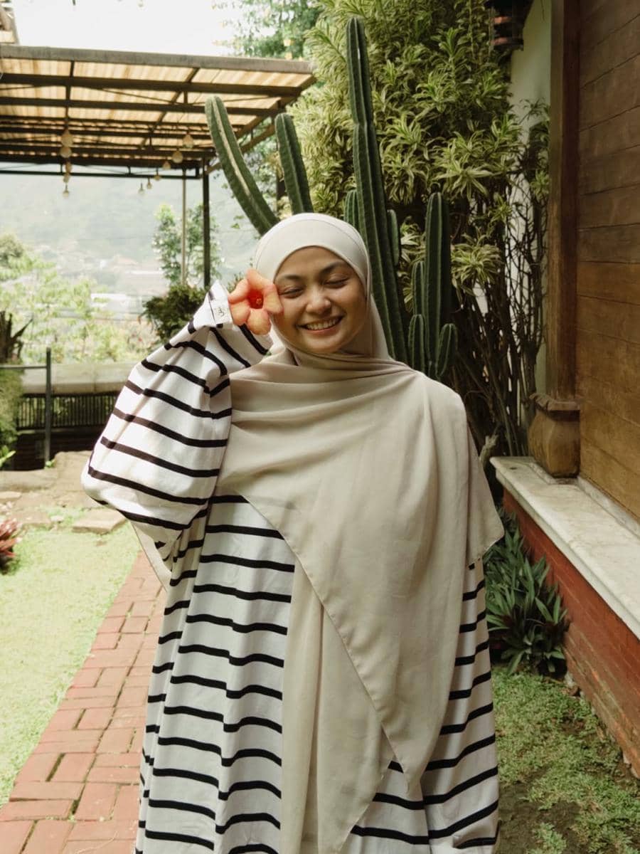 beda khiban dan French khimar