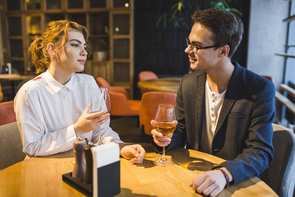 Zodiak yang Tidak Suka Mengejar Cinta