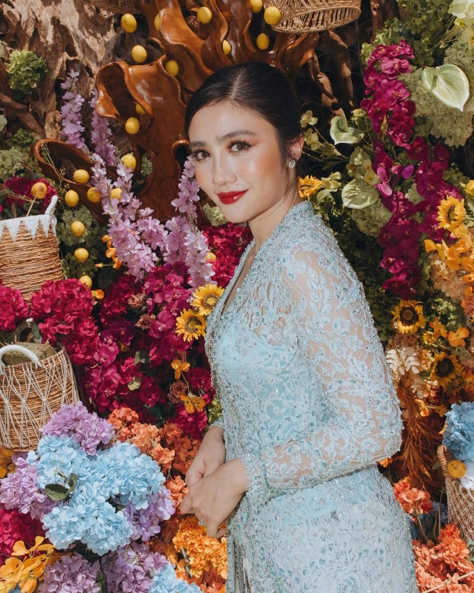 perhiasan yang cocok untuk kebaya