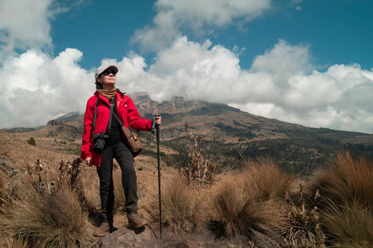 8 Sepatu Hiking Terbaik dari Brand Lokal hingga Luar, Mana Favoritmu?