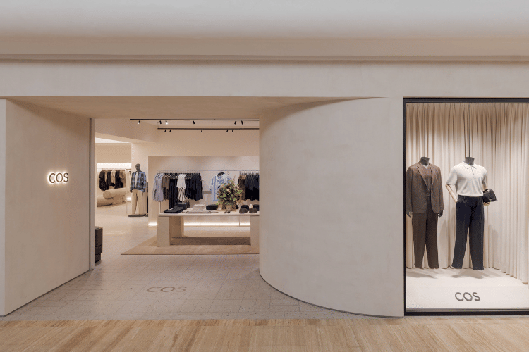 COS Resmi Hadir di Indonesia, Buka Toko Pertama di Jakarta
