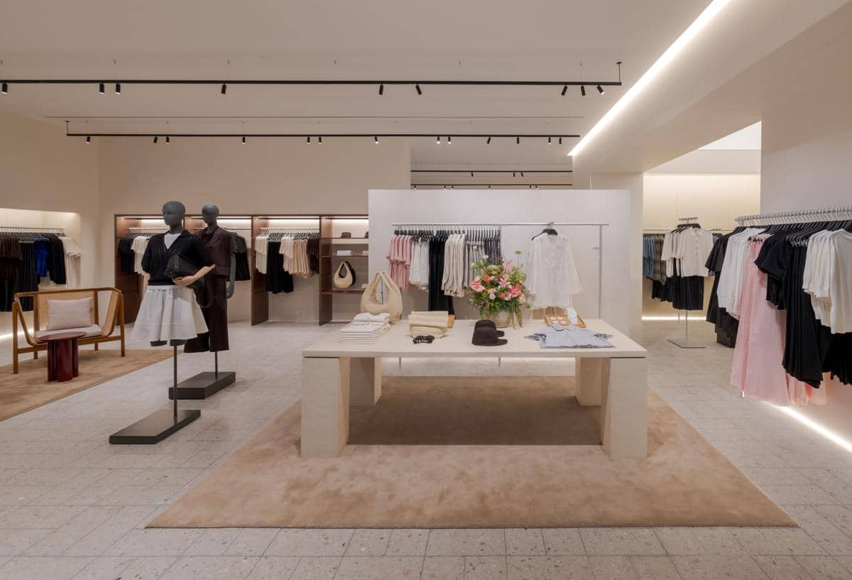 COS Opening First Store in Jakarta_17 April 2026_02.jpg