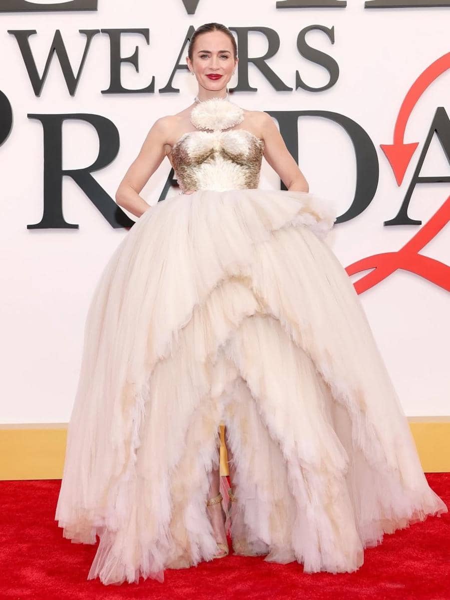 gaya Emily Blunt di World Premiere 'The Devil Wears Prada 2'