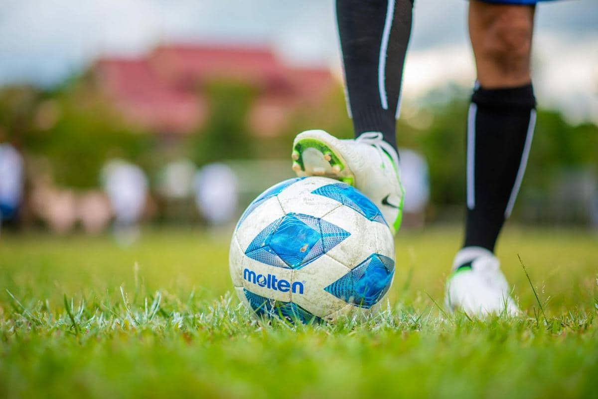 sepak bola