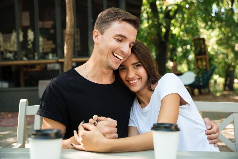 7 Perbedaan Microdating dan Casual Dating, Apa Saja?