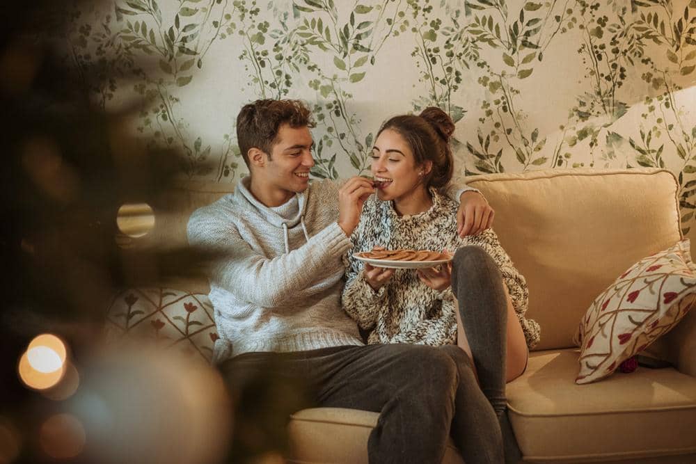 8 Ide Microdating yang Romantis, Bikin Hubungan Makin Harmonis