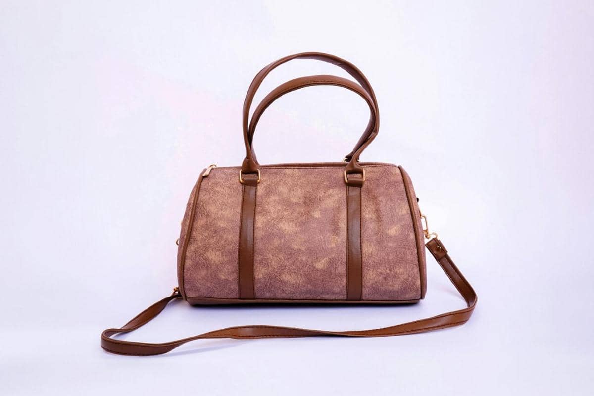 perbedaan vegan leather dan PU leather