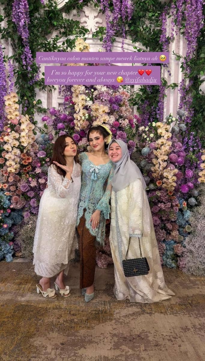 Artis di siraman dan pengajian Syifa Hadju