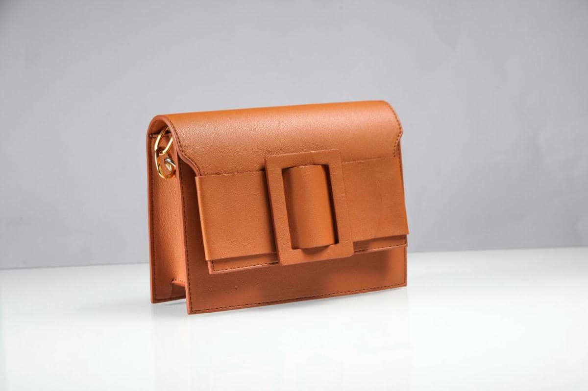 perbedaan vegan leather dan PU leather