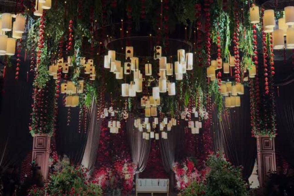 Dekorasi megah Pernikahan Syifa Hadju dan El Rumi