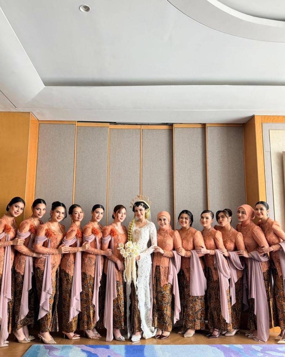 tengkunadiraadn_1777283293603.jpeg