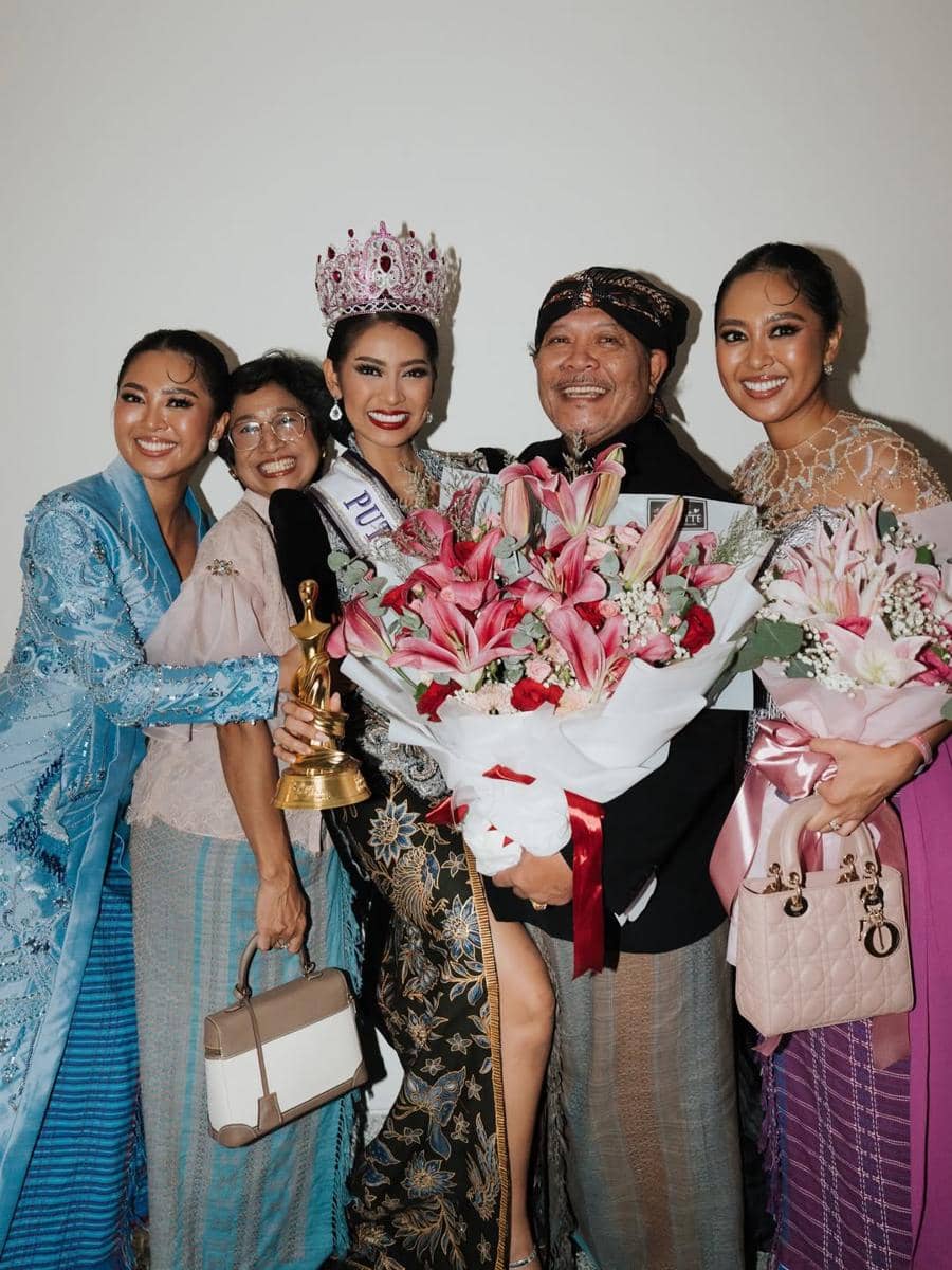 profil agnes rahajeng